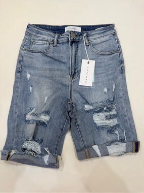 42- Risen Los Angeles Distressed Light Wash Denim Shorts M and L